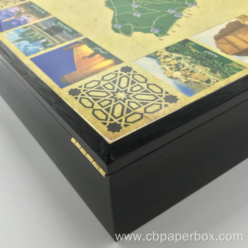 Fancy Arabic Dates Wooden Gift Box For Ramadan